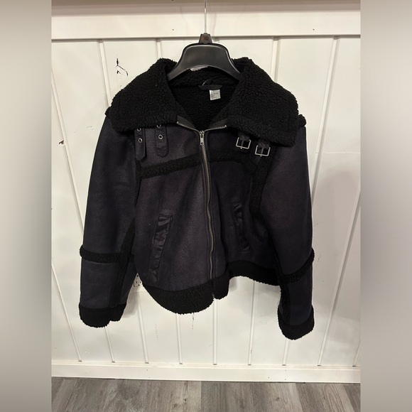 Zip up Jacket - Picture 3 of 5